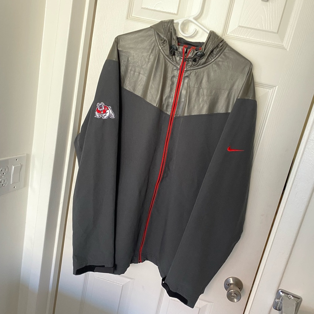 Nike Fresno State Bulldogs, Men’s Gray and Black Jacket, Size XXL